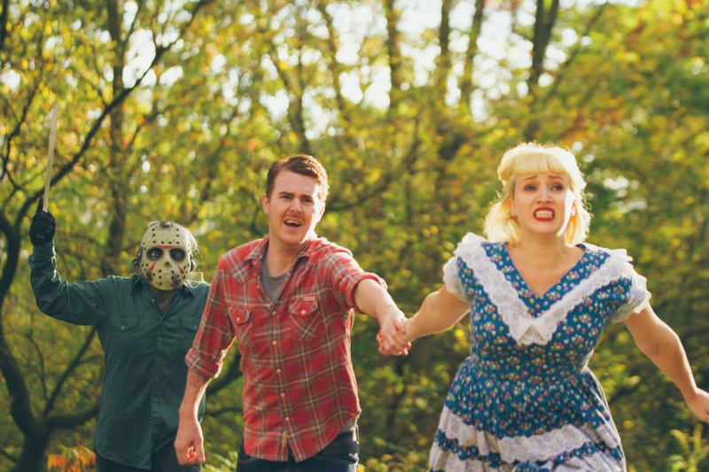 Illustration for article titled Bloody Friday The 13th Wedding Shoot Tells a Pretty Good Horror Story